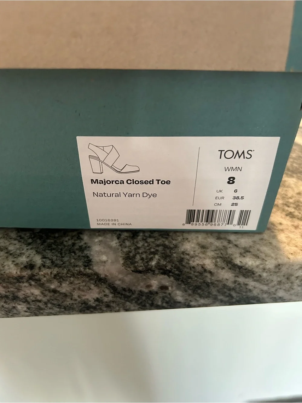 Toms cream block